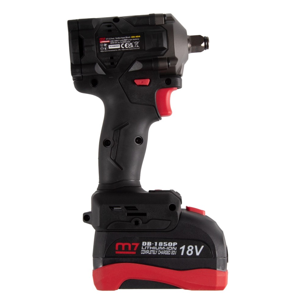Гайковерт аккумуляторный ударный 1/2", 900 Нм, 18 В, укороченный, 4 предмета, кейс MIGHTY SEVEN DW-4