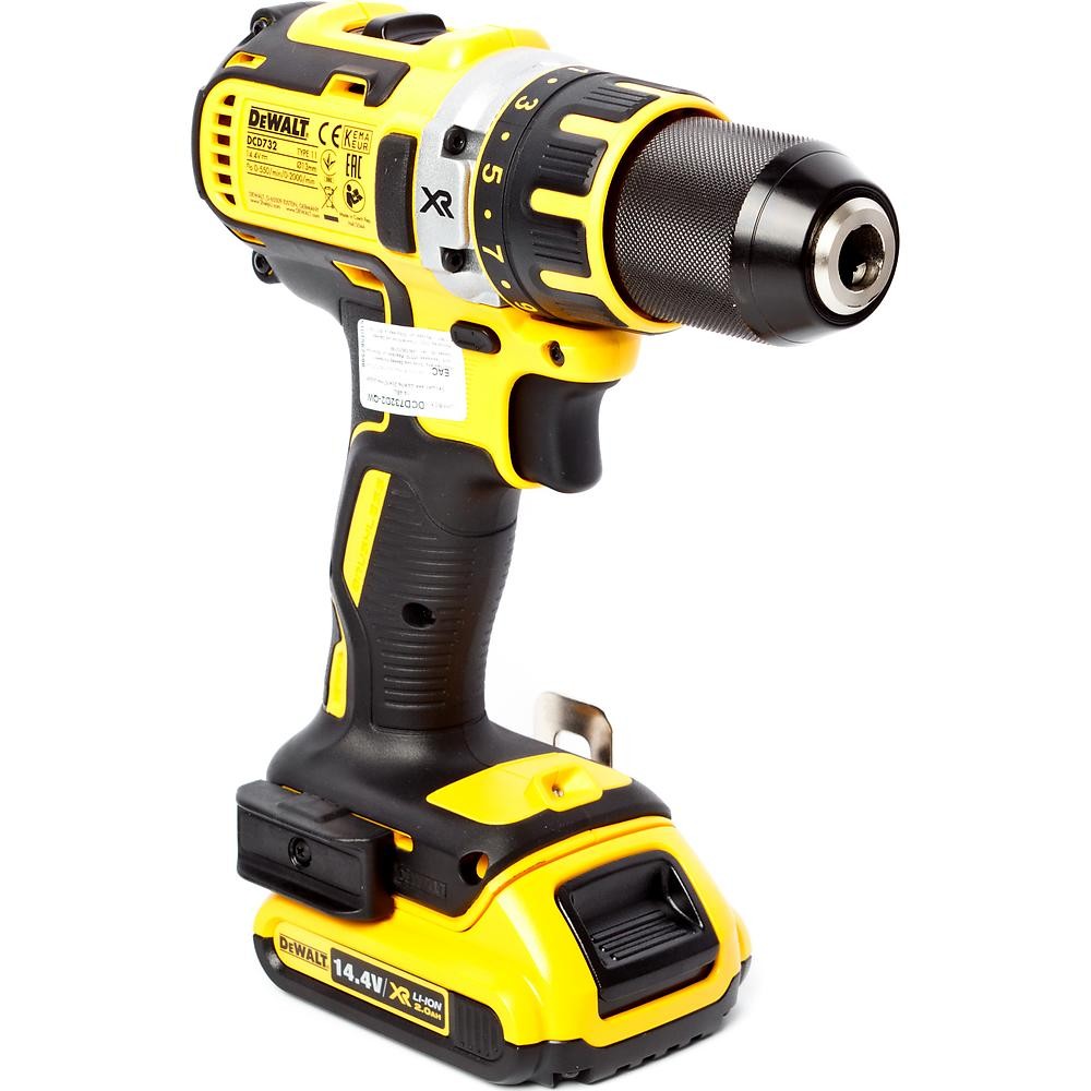 Аккумуляторная дрель-шуруповерт DeWalt DCD732D2