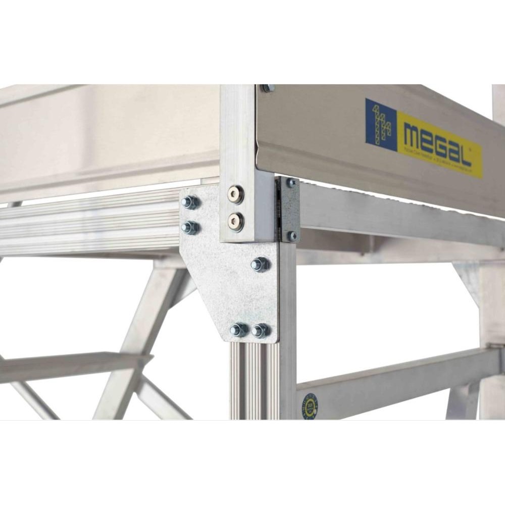 Вышка - стремянка разборная на колесах (150 кг) MEGAL ВС-1.8