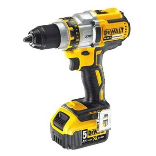 Аккумуляторная дрель-шуруповерт DeWalt DCD932P2