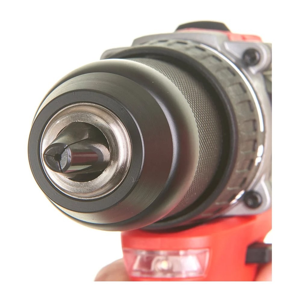 Аккумуляторная дрель-шуруповерт Milwaukee M18 CBLDD-0 (без акк, без з/у)