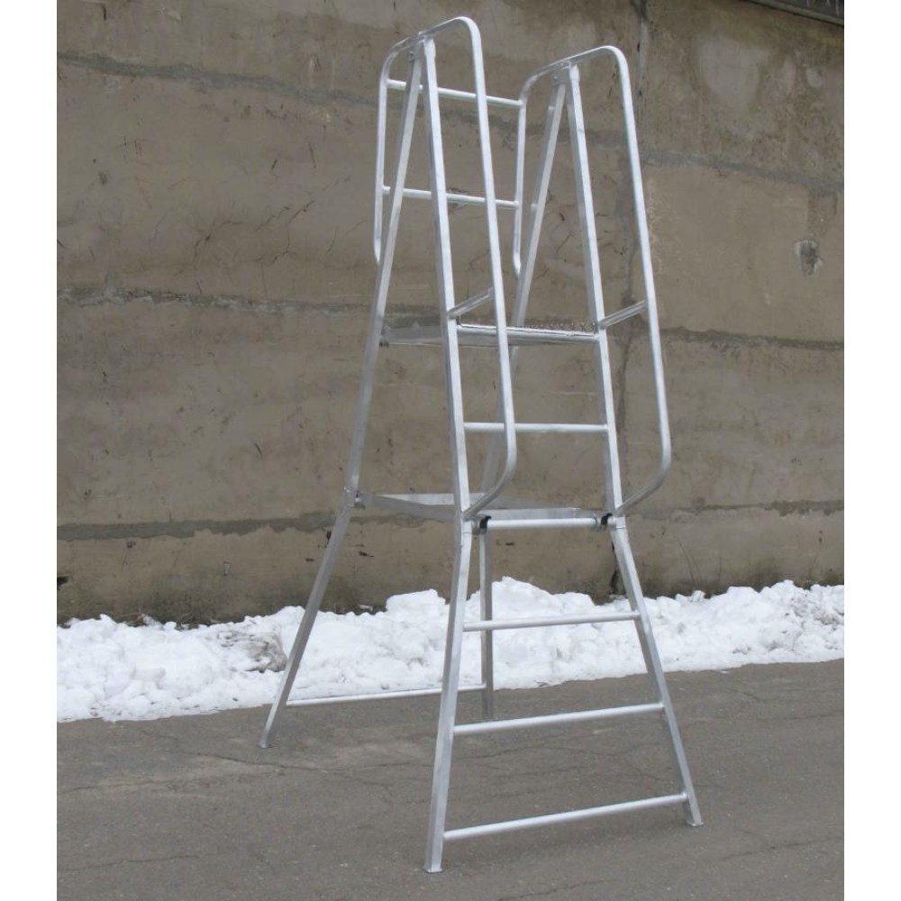 Лестница с площадкой MEGAL Л - 312 А (Н=1500)